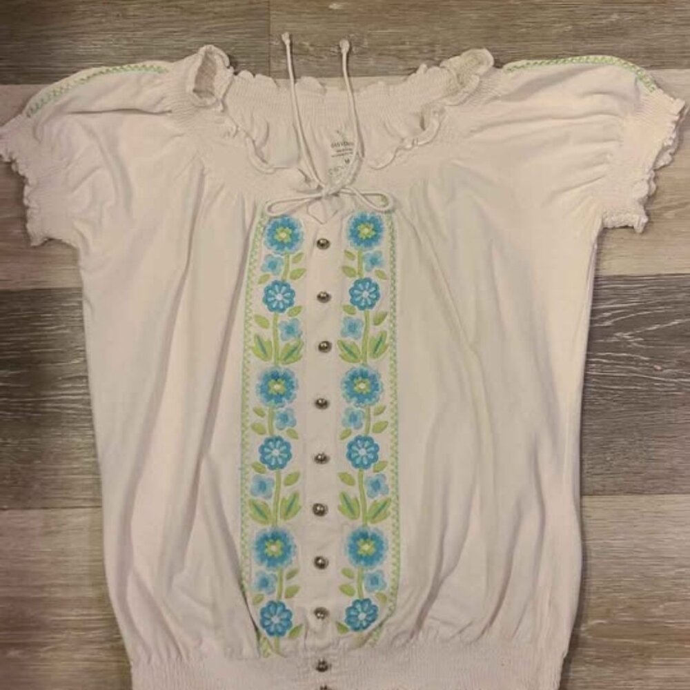 Woman's M Blouse
